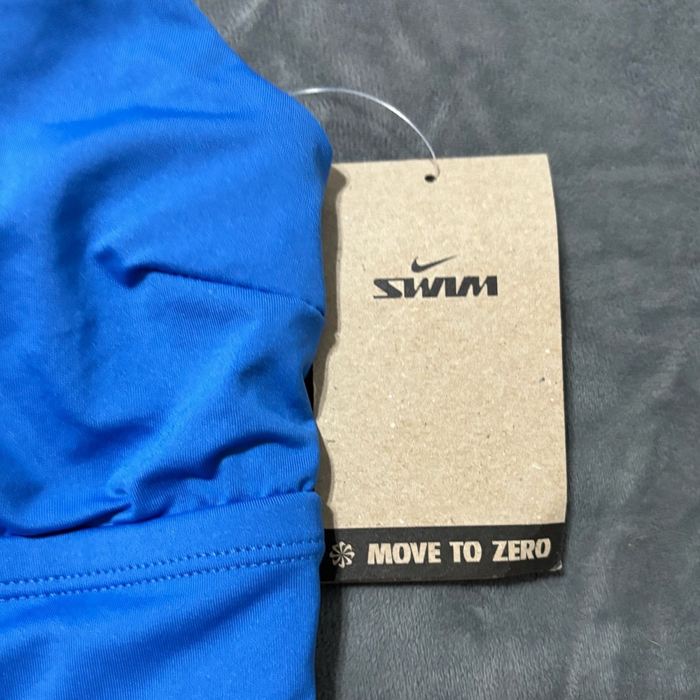🍎NWT Nike Women Essential Scoop Neck Midkini Hyper Royal - Picture 6 of 7